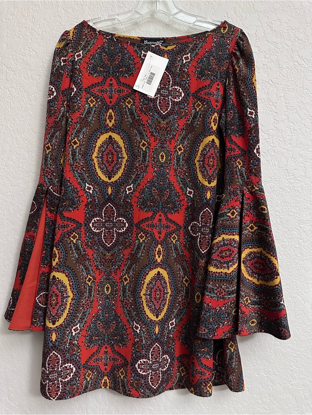 Basically Me Red Paisley Bell Sleeves Dress Small